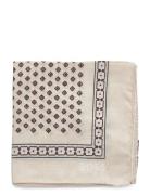 C-Pocket Sq.-251 Cream BOSS