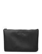 Ck Must Ew Dbl Compartment Xbody Black Calvin Klein