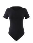 Pure Soft - Body T-Shirt Black Etam