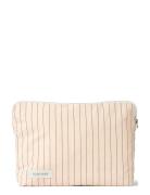Celia Toiletry Bag Beige STUDIO FEDER