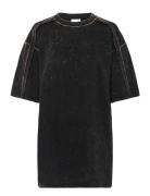 Gzneia Oz Tee Black Gestuz