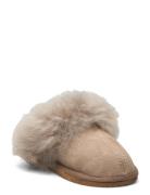 Evelina Tofflor Slippers Tøfler Beige Shepherd