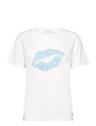 T-Shirt With Kissing Lips - Mid Sleeve Tops T-shirts & Tops Short-slee...