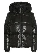 Vmuppsashiny Short Jacket Fôret Jakke Black Vero Moda