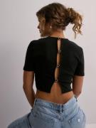 Only - Crop tops - Black - Onlrene S/S Open Back Heart Top Jrs - Toppe...