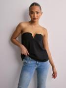 Nelly - Festtopper - Svart - Wire Tube Top - Topper & t-shirts