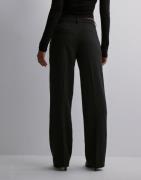 Only - Svart - Onlastrid Lw Pin Straight Pant Tlr