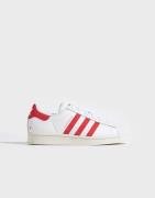 Adidas Originals - Rød - Superstar W