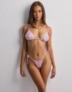 Nelly - Blomstrete - Harmony Bikini Triangle