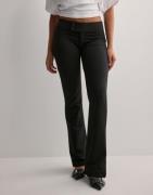 Nelly - Svart - Low Waist Jersey Suit Pants