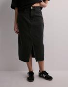 Pieces - Svart - Pcjessica Hw Midi Denim Skirt Mm