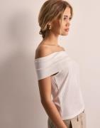 Pieces - Hvit - Pclaya Ss Off Shoulder Top D2D Dmo