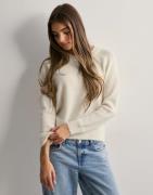 Selected Femme - Hvit - Slflulu Ls Knit O-Neck B Noos