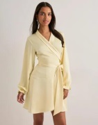 Neo Noir - Gul - Colbie Heavy Sateen Dress