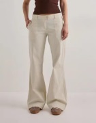 Nelly - Beige - Relaxed Cargo Pants