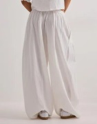 Pieces - Hvit - Pckiana Hw Pants Wvn Bc